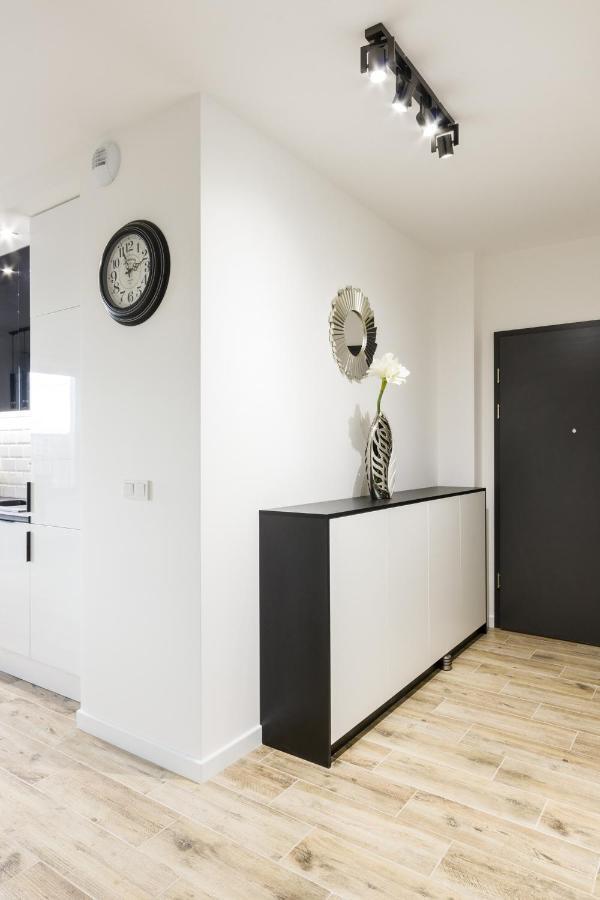 New Big Apartment- Old Town - 3 Rooms - Parking - Viewpoint Wrocław Exterior foto